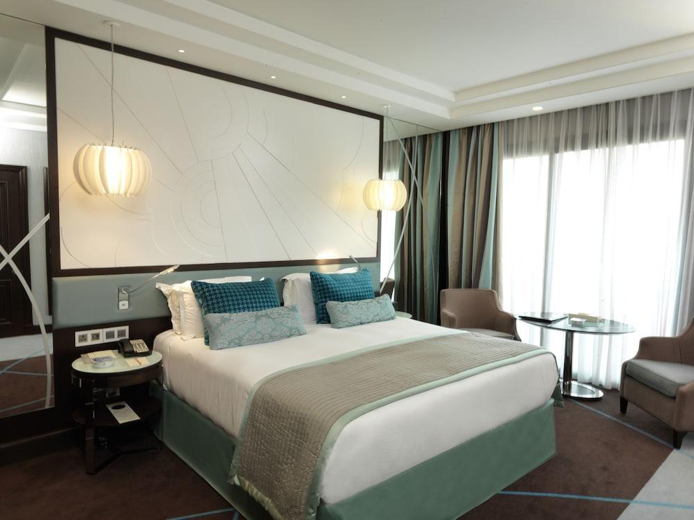 Sofitel Beirut Le Gabriel Hotel Екстериор снимка