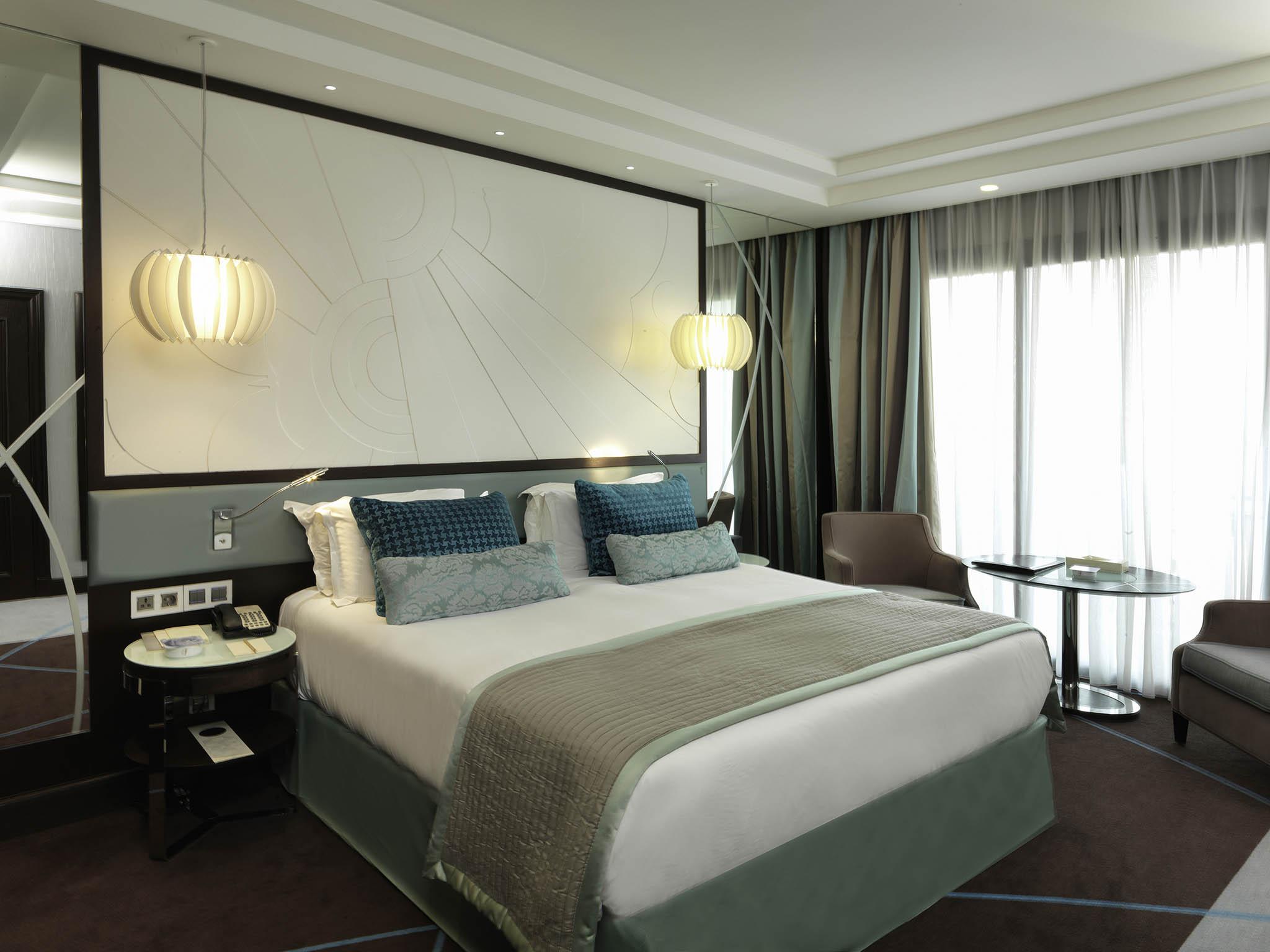 Sofitel Beirut Le Gabriel Hotel Екстериор снимка