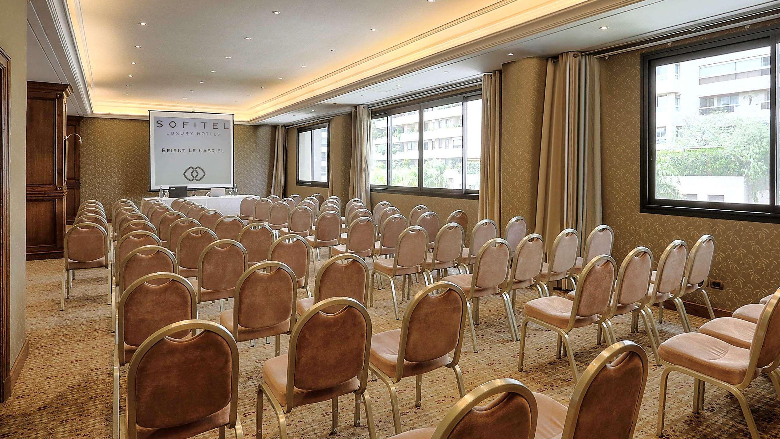 Sofitel Beirut Le Gabriel Hotel Екстериор снимка