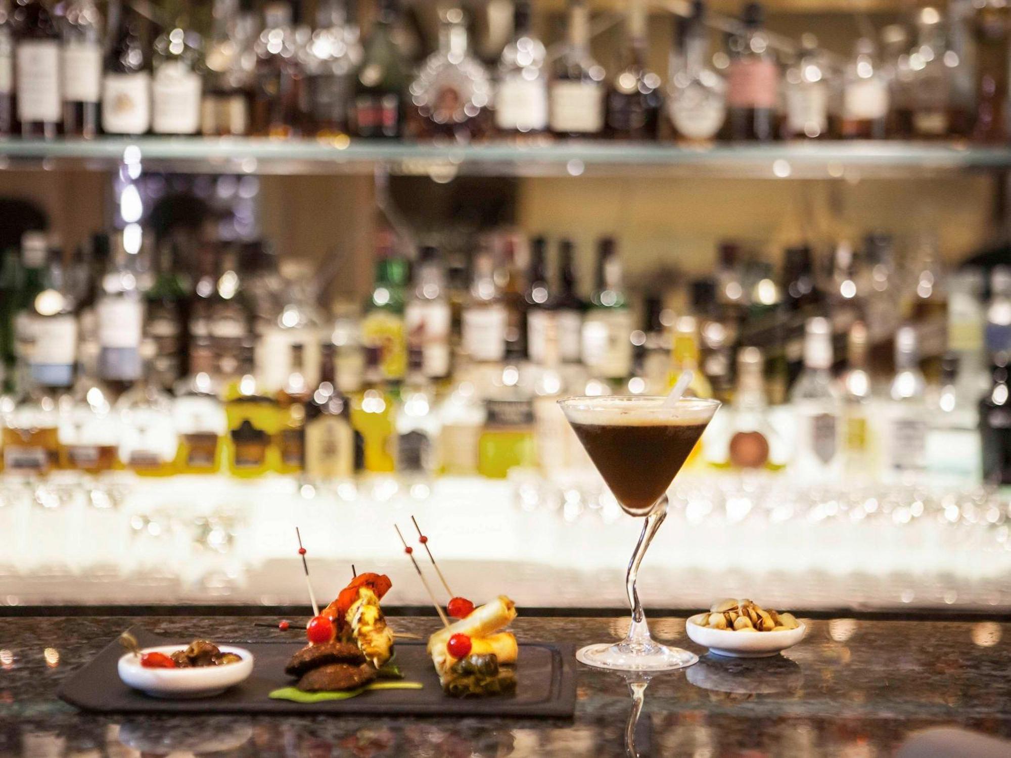 Sofitel Beirut Le Gabriel Hotel Екстериор снимка