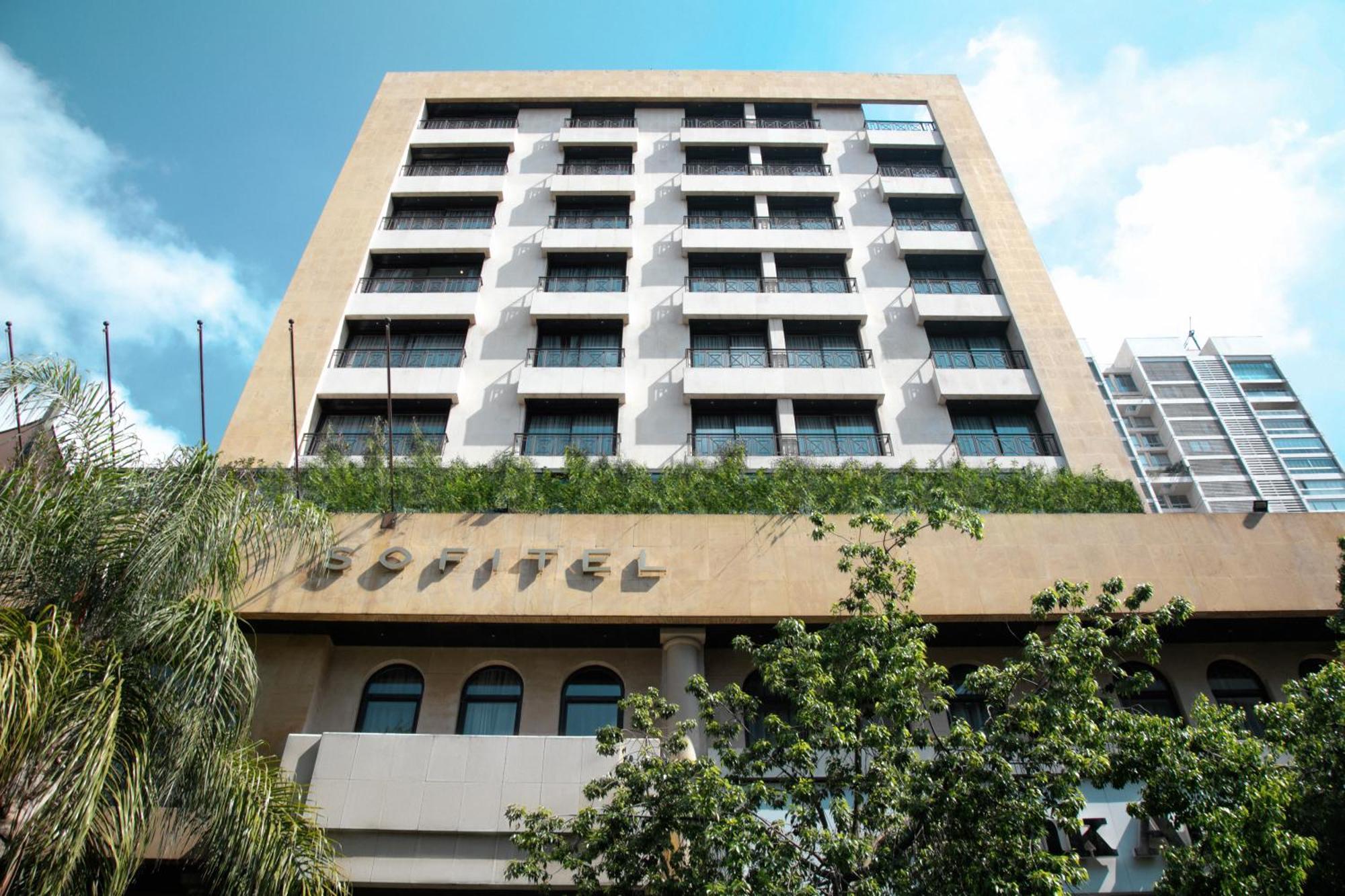Sofitel Beirut Le Gabriel Hotel Екстериор снимка