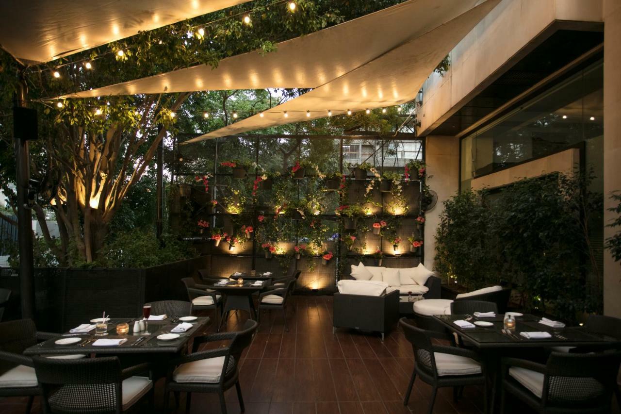 Sofitel Beirut Le Gabriel Hotel Екстериор снимка